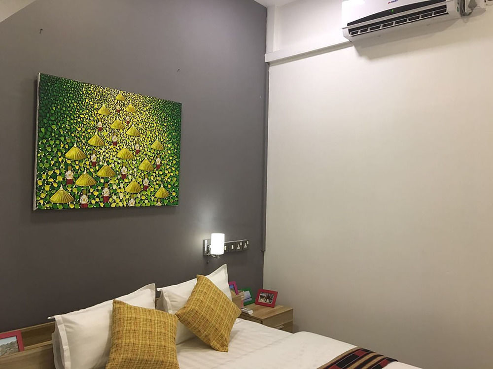 Check In @ Downtown Yangon Hotell Eksteriør bilde