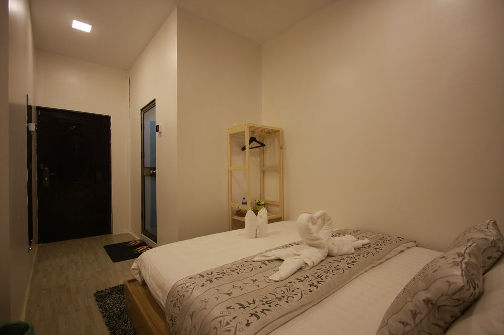 Check In @ Downtown Yangon Hotell Eksteriør bilde