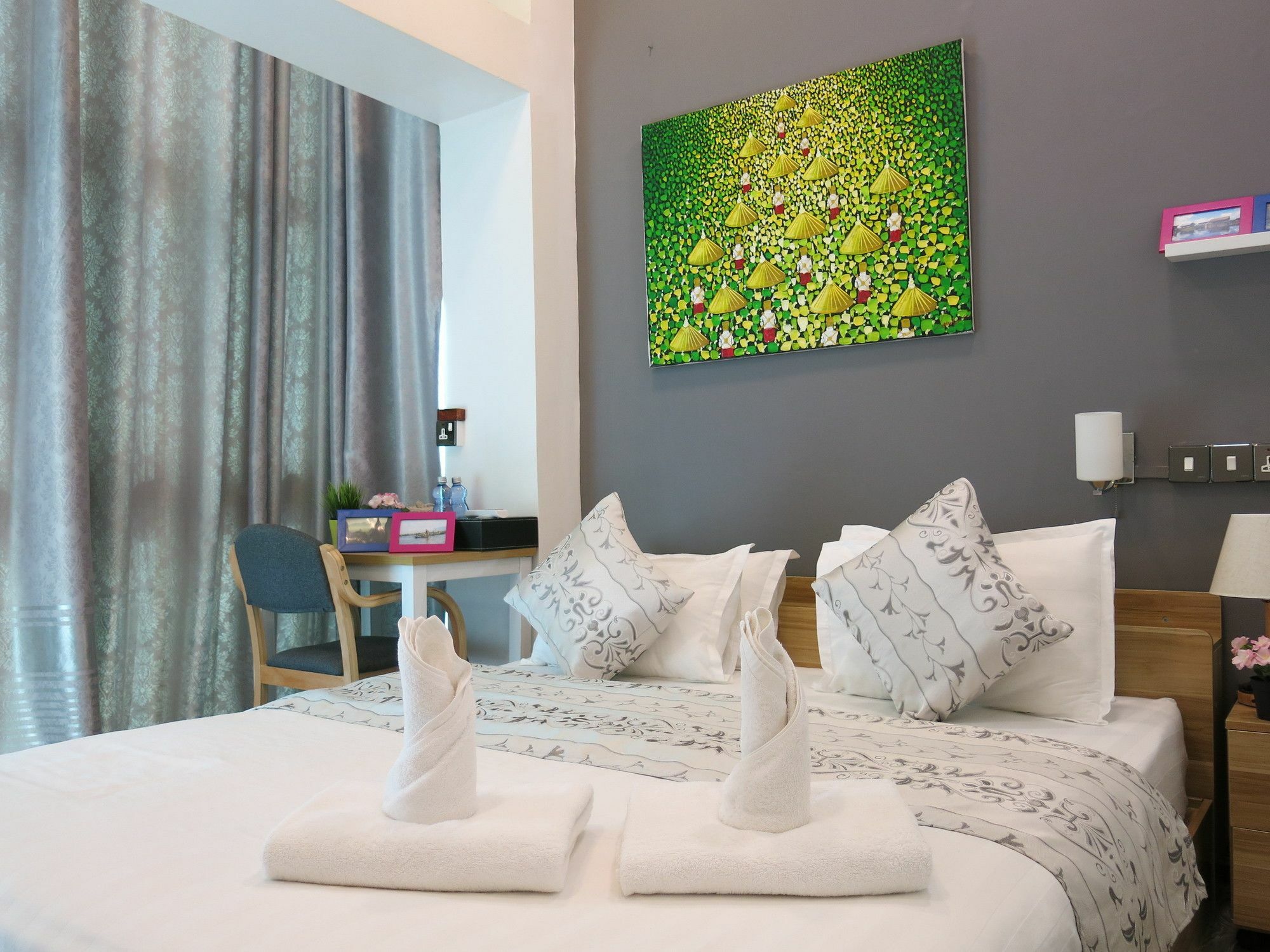 Check In @ Downtown Yangon Hotell Eksteriør bilde